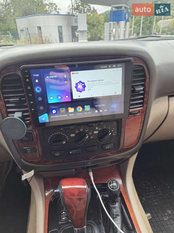 Позашляховик / Кросовер Lexus LX 2001 в Надвірній