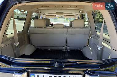 Позашляховик / Кросовер Lexus LX 2004 в 