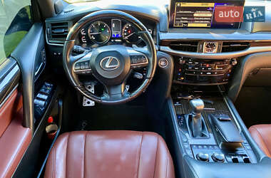 Позашляховик / Кросовер Lexus LX 2019 в 