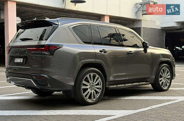 Позашляховик / Кросовер Lexus LX 2022 в 