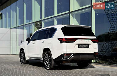 Внедорожник / Кроссовер Lexus LX 2023 в 