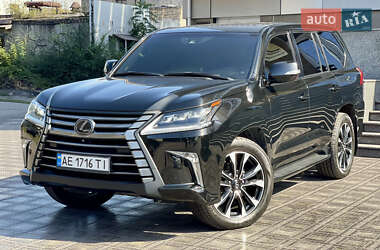 Внедорожник / Кроссовер Lexus LX 2017 в Каменском