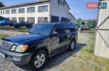 Позашляховик / Кросовер Lexus LX 2004 в 