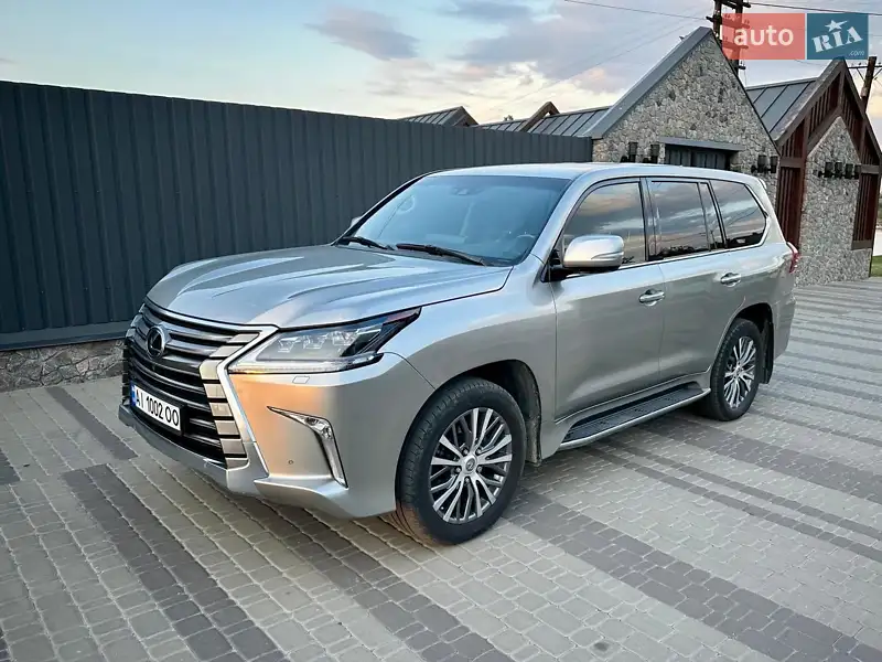Lexus LX 2017