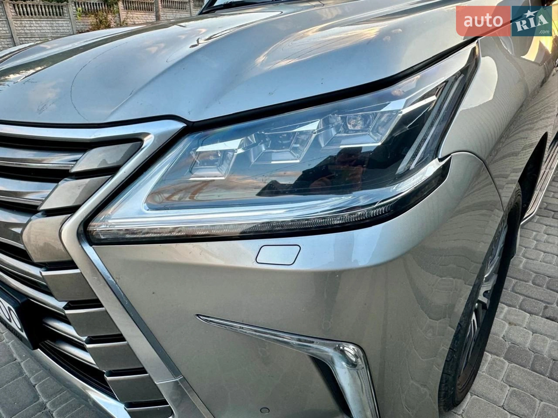 2017 Lexus LX - мініатюра 12