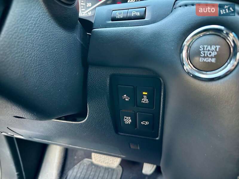 Позашляховик / Кросовер Lexus LX 2017 в Білій Церкві