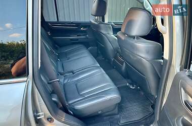 Внедорожник / Кроссовер Lexus LX 2017 в 