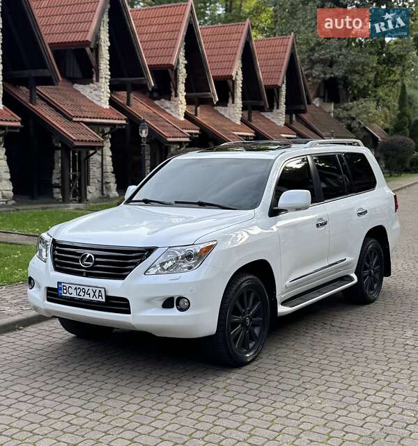 Позашляховик / Кросовер Lexus LX 2008 в Львові