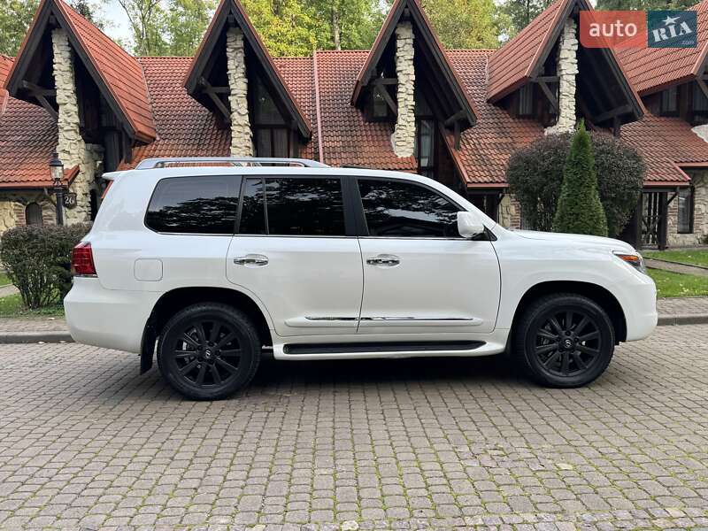 Позашляховик / Кросовер Lexus LX 2008 в Львові
