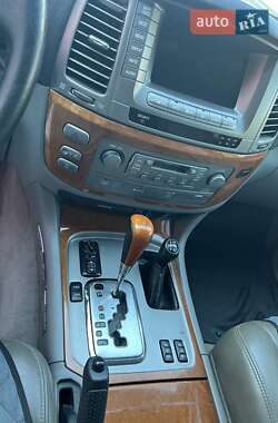 Позашляховик / Кросовер Lexus LX 2005 в 
