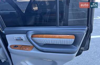 Позашляховик / Кросовер Lexus LX 2005 в 