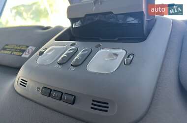 Позашляховик / Кросовер Lexus LX 2005 в 