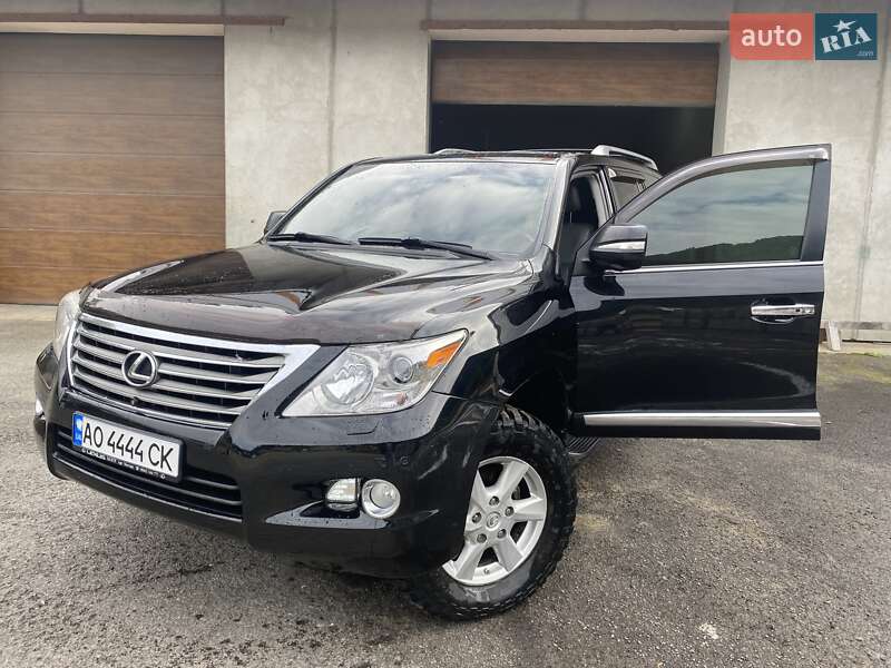Внедорожник / Кроссовер Lexus LX 2008 в Тячеве