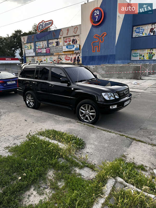 Позашляховик / Кросовер Lexus LX 2005 в Києві