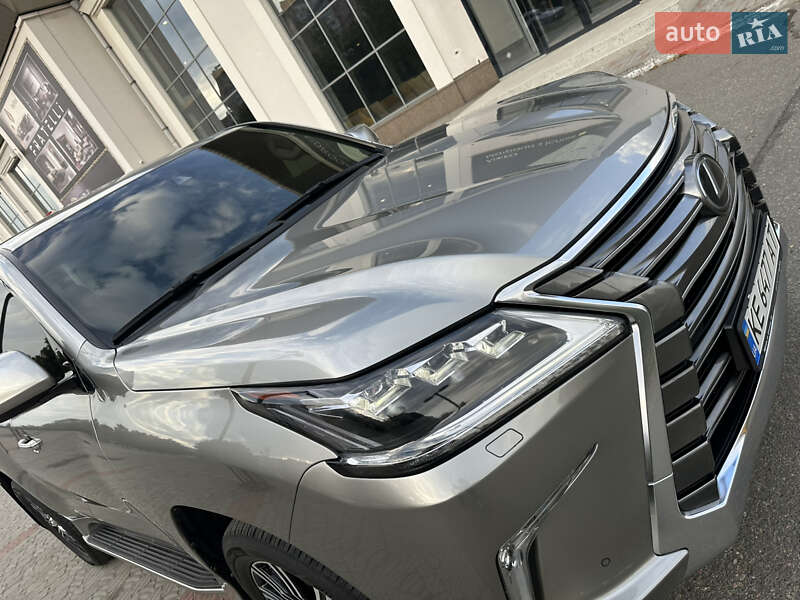 Позашляховик / Кросовер Lexus LX 2016 в Дніпрі фото 76 Позашляховик / Кросовер Lexus LX 2016 в Дніпрі