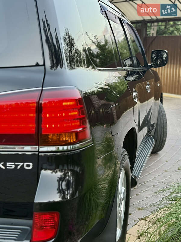 Позашляховик / Кросовер Lexus LX 2010 в Житомирі