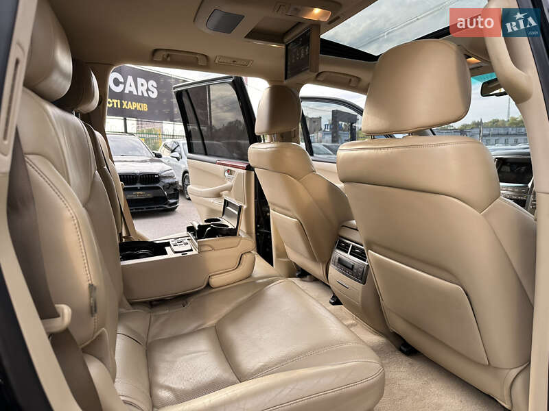 Позашляховик / Кросовер Lexus LX 2008 в Харкові