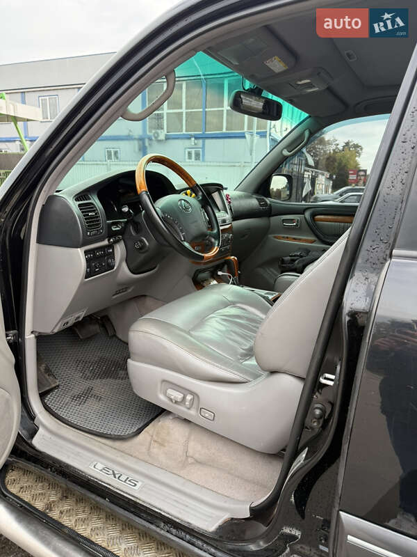 Позашляховик / Кросовер Lexus LX 2005 в Чернігові