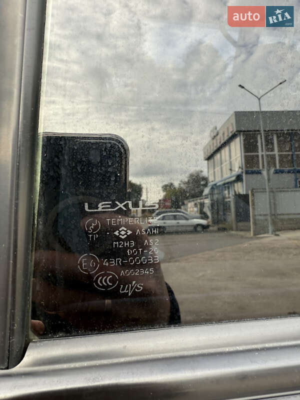 Позашляховик / Кросовер Lexus LX 2005 в Чернігові