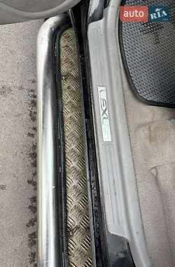 Позашляховик / Кросовер Lexus LX 2005 в 