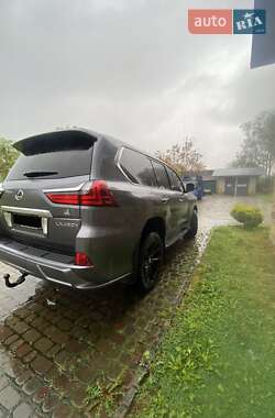 Позашляховик / Кросовер Lexus LX 2016 в 