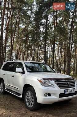 Позашляховик / Кросовер Lexus LX 2008 в 