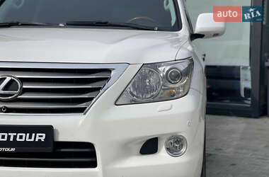 Позашляховик / Кросовер Lexus LX 2008 в 