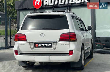 Позашляховик / Кросовер Lexus LX 2008 в 