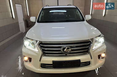 Позашляховик / Кросовер Lexus LX 2012 в 
