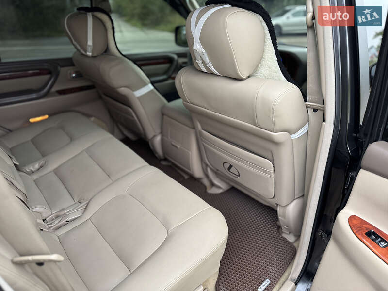 Внедорожник / Кроссовер Lexus LX 2002 в Надворной