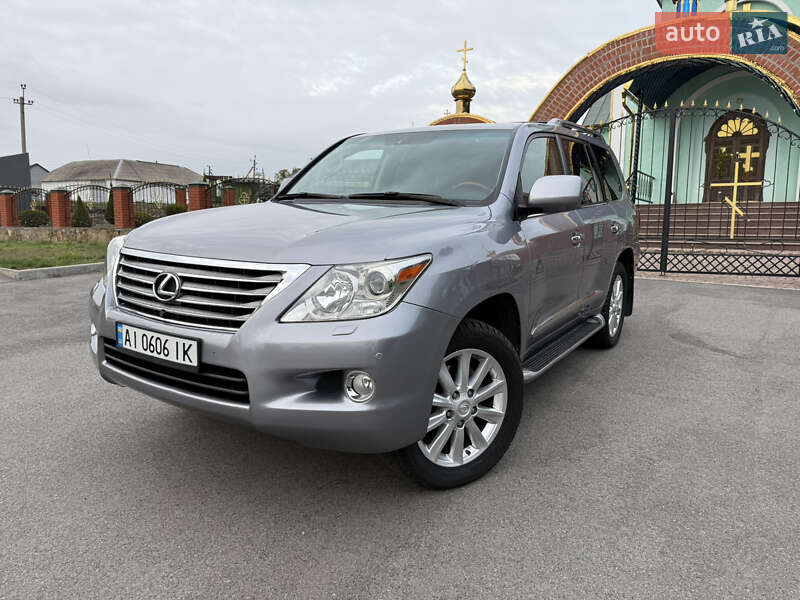 Позашляховик / Кросовер Lexus LX 2008 в 