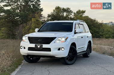 Позашляховик / Кросовер Lexus LX 2008 в 