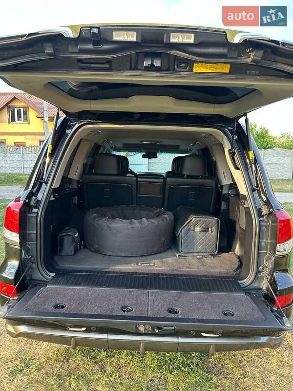 Внедорожник / Кроссовер Lexus LX 2013 в Днепре