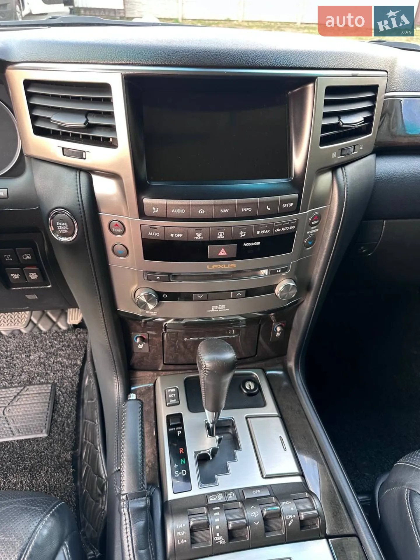 2013 Lexus LX - мініатюра 27