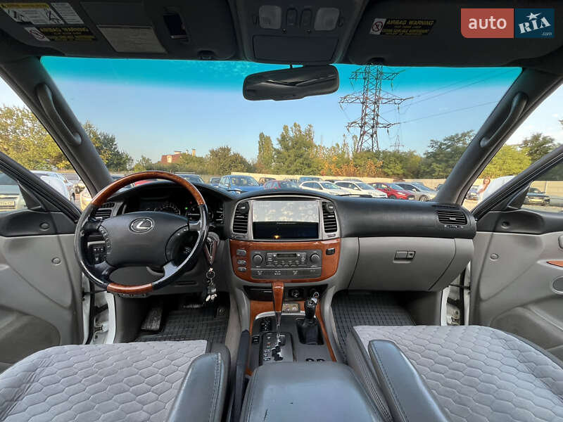 Внедорожник / Кроссовер Lexus LX 2006 в Харькове