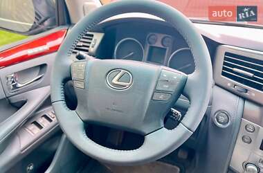Позашляховик / Кросовер Lexus LX 2008 в 