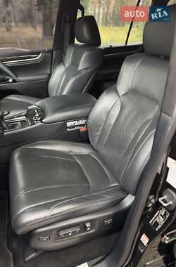 Позашляховик / Кросовер Lexus LX 2020 в 