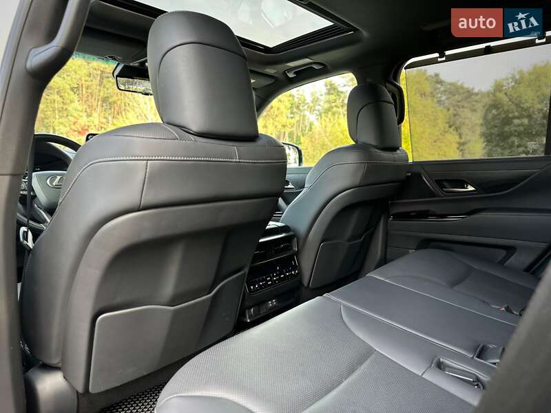 Внедорожник / Кроссовер Lexus LX 2022 в Киеве