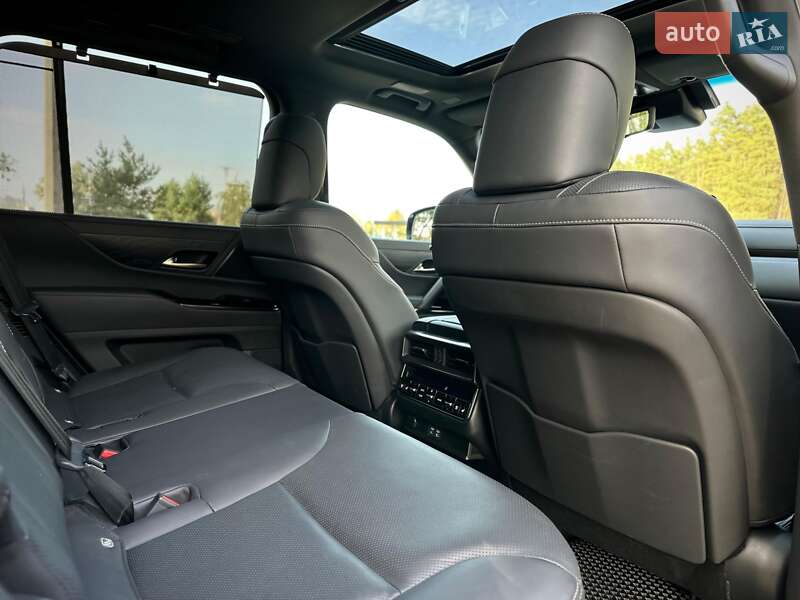 Внедорожник / Кроссовер Lexus LX 2022 в Киеве