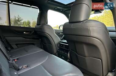 Позашляховик / Кросовер Lexus LX 2022 в 