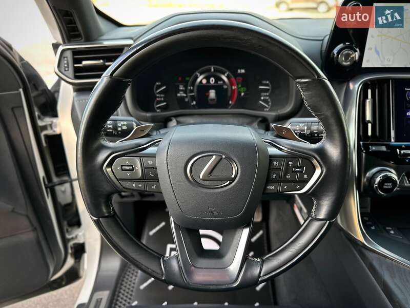 Внедорожник / Кроссовер Lexus LX 2022 в Киеве