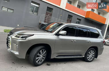 Внедорожник / Кроссовер Lexus LX 2019 в 