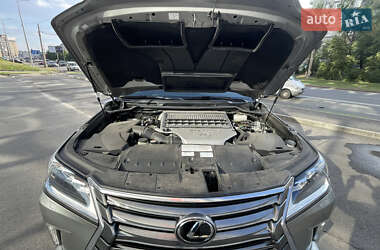 Внедорожник / Кроссовер Lexus LX 2019 в 