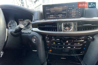 Внедорожник / Кроссовер Lexus LX 2019 в 