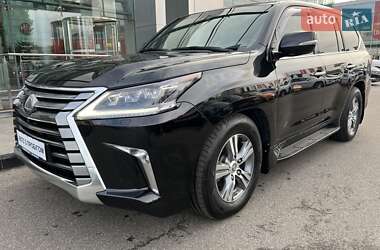 Позашляховик / Кросовер Lexus LX 2018 в 