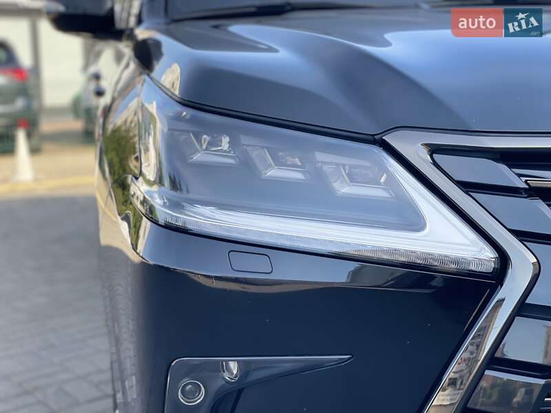 Внедорожник / Кроссовер Lexus LX 2021 в Черновцах