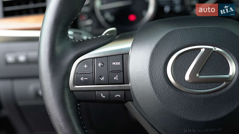 Внедорожник / Кроссовер Lexus LX 2017 в Львове фото 20 Внедорожник / Кроссовер Lexus LX 2017 в Львове