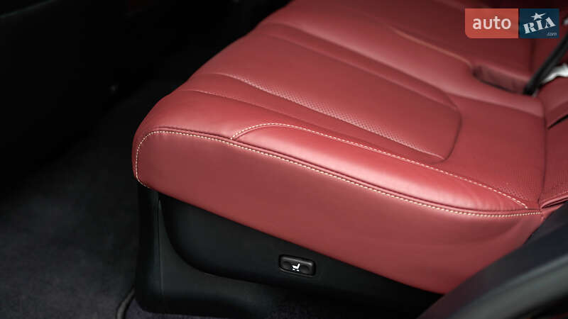 Внедорожник / Кроссовер Lexus LX 2017 в Львове фото 35 Внедорожник / Кроссовер Lexus LX 2017 в Львове