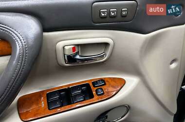 Внедорожник / Кроссовер Lexus LX 2007 в 