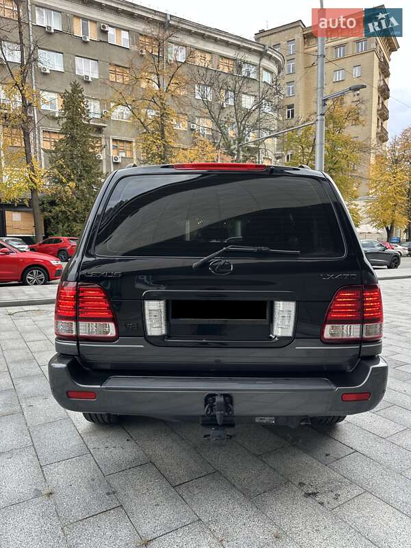 Внедорожник / Кроссовер Lexus LX 2004 в Киеве